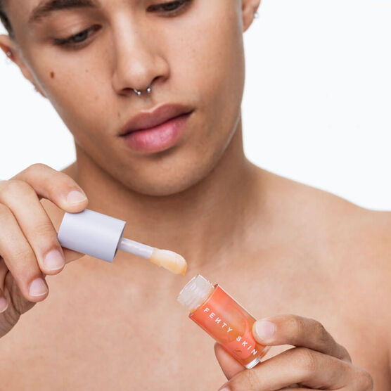 Óleo Labial Fenty Treatz Hydrating + Strengthening Lip Oil